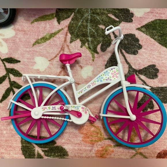 Barbie bike lot - Picture 5 of 8